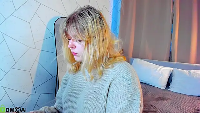 Snapshot of luna_c0ra chatting on 03/01/26, 01:07 luna c0ra online show from 03/01/26, 01:07