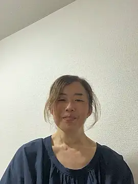 Snapshot of hanaworld chatting on 04/30/26, 02:12 hanaworld online show from 04/30/26, 02:12