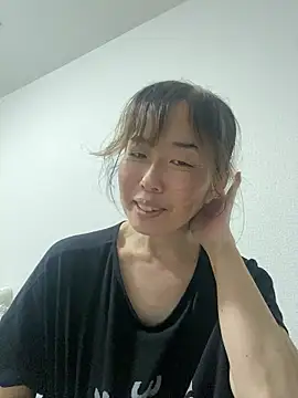 Snapshot of hanaworld chatting on 06/03/26, 02:33 hanaworld online show from 06/03/26, 02:33