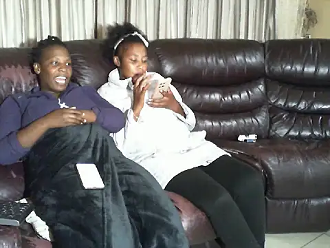 Sky-Diamond online show from 03/24/26, 08:03