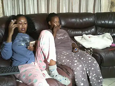 Sky-Diamond online show from 03/30/26, 07:31