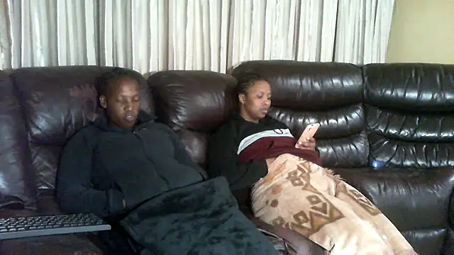 Sky-Diamond online show from 04/23/26, 12:29