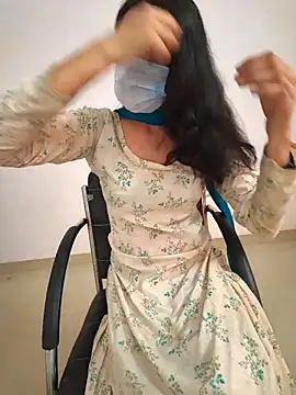 tanzum khan3202 online show from 04/23/26, 08:46