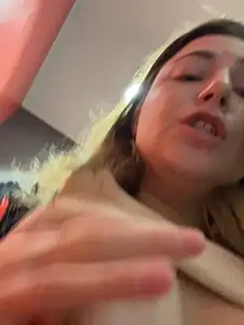 Snapshot of kate_nicepops999114 chatting on 03/01/26, 08:05 kate nicepops999114 online show from 03/01/26, 08:05