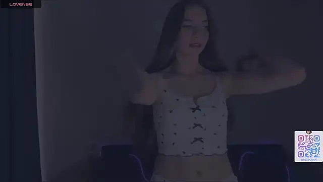 AmandaBales online show from 04/17/26, 04:10