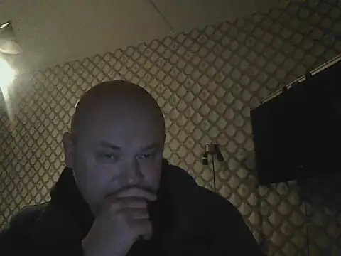 Snapshot of Rob1874 chatting on 02/28/26, 09:38 Rob1874 online show from 02/28/26, 09:38