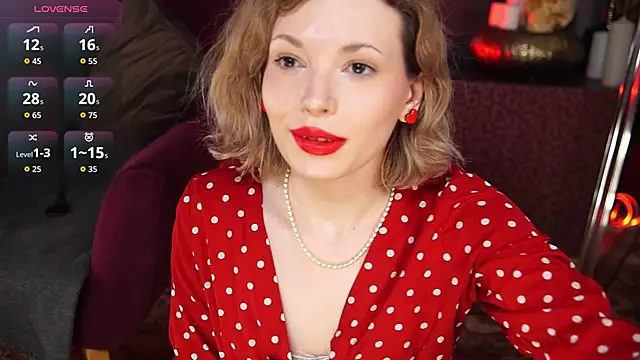 VinylKiss online show from 04/12/26, 06:24