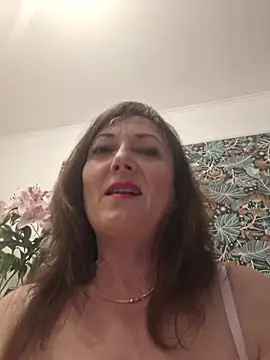 SaraGina online show from 04/03/26, 08:29