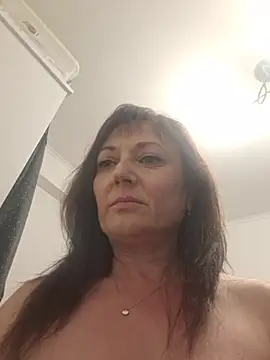 SaraGina online show from 04/24/26, 08:44