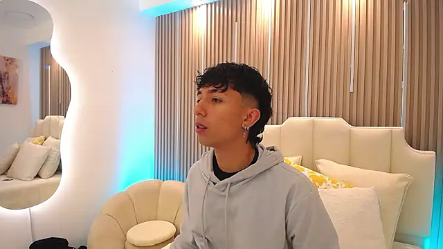 Aiden Rivers  online show from 03/18/26, 01:14