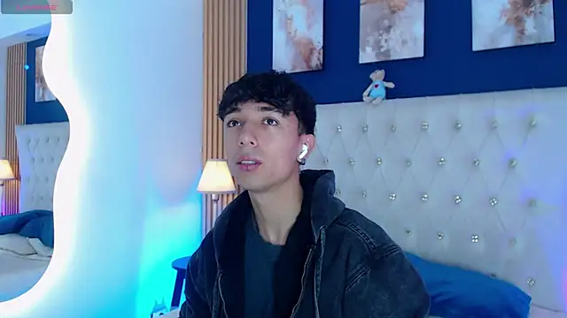 Aiden Rivers  online show from 04/22/26, 12:50