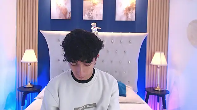 Snapshot of Aiden_Rivers_ chatting on 05/30/26, 12:57 Aiden Rivers online show from 05/30/26, 12:57