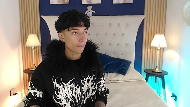 Snapshot of Aiden_Rivers_ chatting on 07/01/26, 01:13 Aiden Rivers online show from 07/01/26, 01:13