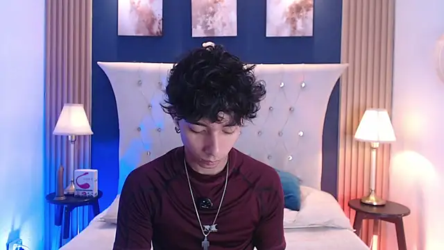 Snapshot of Aiden_Rivers_ chatting on 07/10/26, 12:52 Aiden Rivers online show from 07/10/26, 12:52