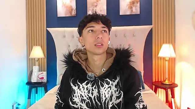 Snapshot of Aiden_Rivers_ chatting on 07/17/26, 12:56 Aiden Rivers online show from 07/17/26, 12:56