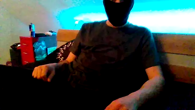 Snapshot of Blackklu chatting on 03/28/26, 12:54 Blackklu online show from 03/28/26, 12:54