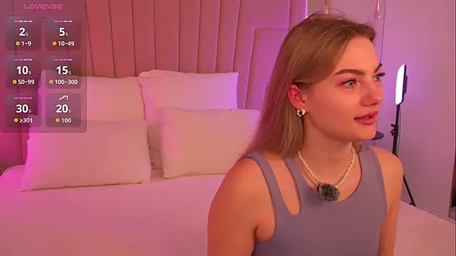 Snapshot of Sona_Lavberi chatting on 02/19/26, 08:54 Sona Lavberi online show from 02/19/26, 08:54