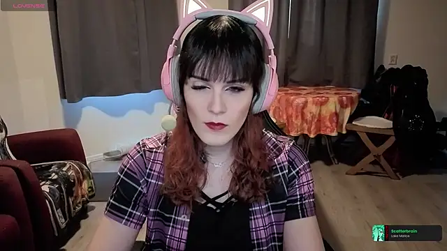 Samanteased online show from 06/09/26, 06:19