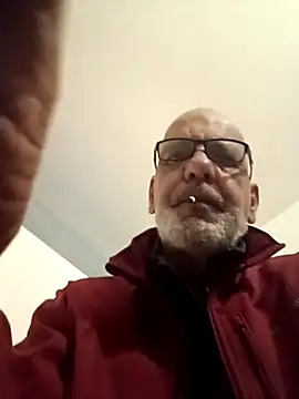 Snapshot of Milwokee chatting on 02/27/26, 10:04 Milwokee online show from 02/27/26, 10:04