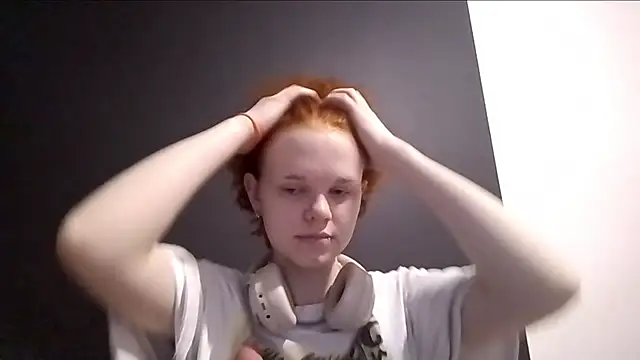 CurlaPettyBom online show from 02/16/26, 09:16