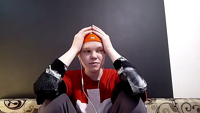 CurlaPettyBom online show from 02/22/26, 08:02