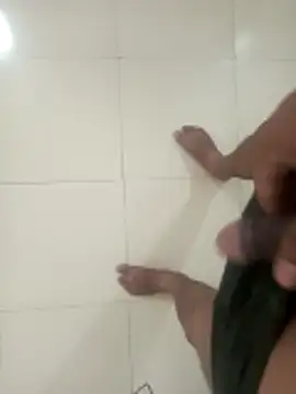 Snapshot of hunk_man chatting on 02/22/26, 12:15 hunk man online show from 02/22/26, 12:15