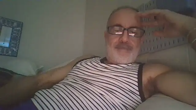 Snapshot of Nightstikk8 chatting on 02/17/26, 04:53 Nightstikk8 online show from 02/17/26, 04:53