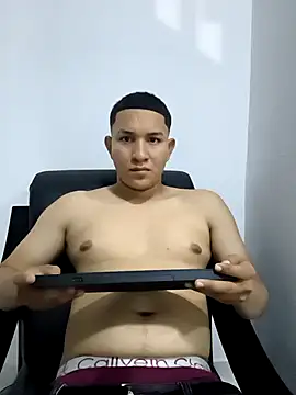 Johan bezoss online show from 04/25/26, 04:04