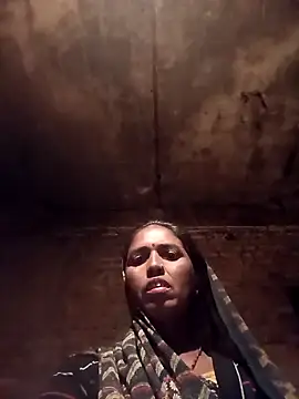 Snapshot of Hot_re83 chatting on 03/01/26, 10:12 Hot re83 online show from 03/01/26, 10:12