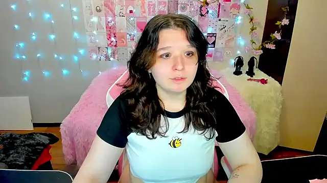 Snapshot of Kate_Acid chatting on 07/23/26, 01:58 Kate Acid online show from 07/23/26, 01:58
