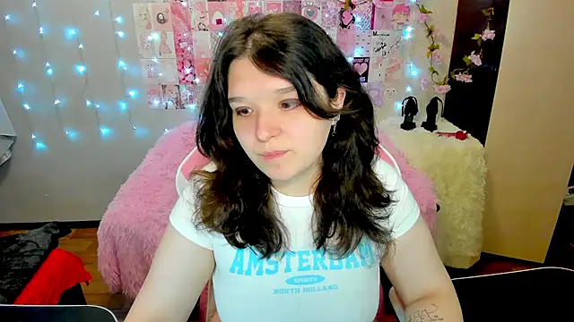 Snapshot of Kate_Acid chatting on 07/24/26, 11:14 Kate Acid online show from 07/24/26, 11:14