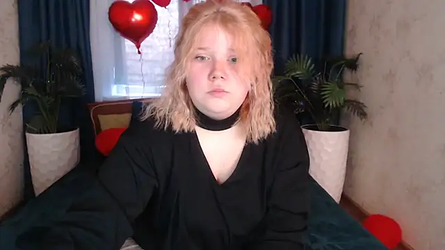 StripGyrl online show from 03/01/26, 01:29