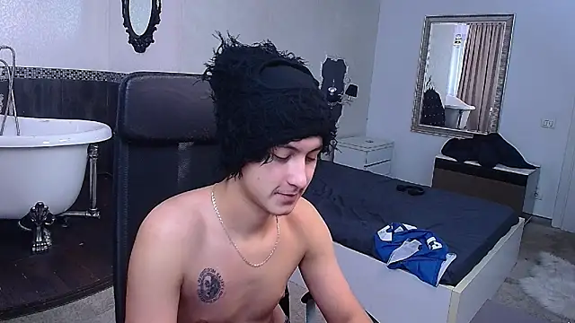 Snapshot of GriffinDane chatting on 03/01/26, 06:37 GriffinDane online show from 03/01/26, 06:37