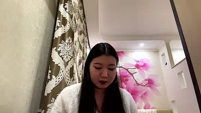 Snapshot of MaeRaads chatting on 02/27/26, 06:30 MaeRaads online show from 02/27/26, 06:30