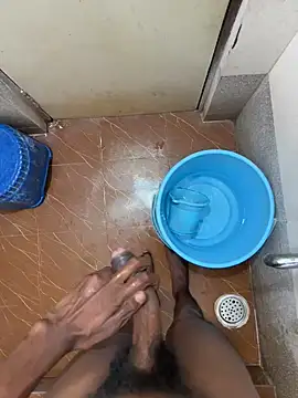 Snapshot of mrtomboy007 chatting on 02/27/26, 02:06 mrtomboy007 online show from 02/27/26, 02:06