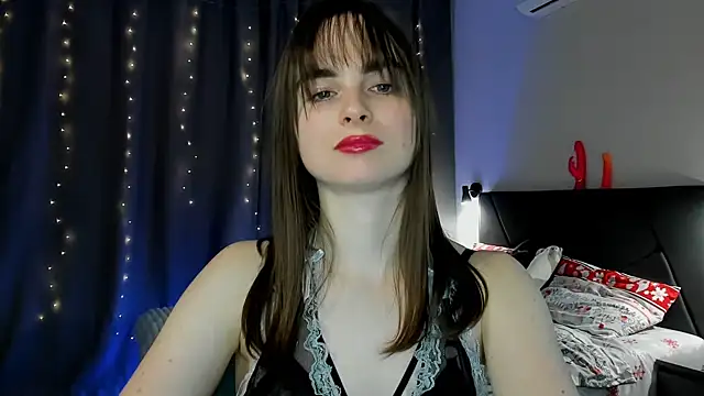 Snapshot of megann_fox2 chatting on 02/24/26, 01:31 megann fox2 online show from 02/24/26, 01:31