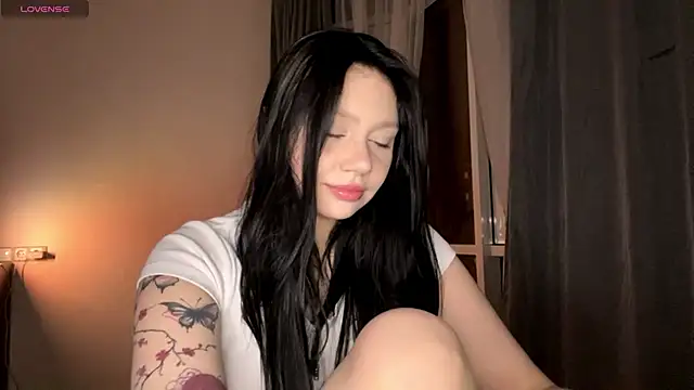 RaquelsHusband online show from 02/19/26, 02:24