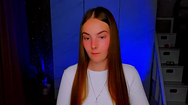 Maddy Wood  online show from 06/05/26, 03:07