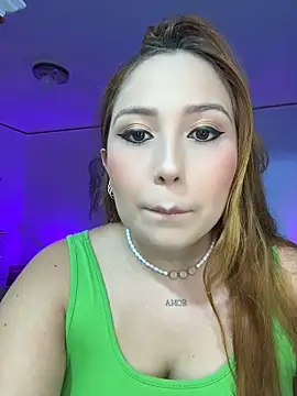 Kiarhatrixie1 online show from 04/23/26, 04:53