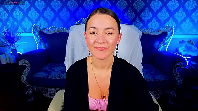 Snapshot of GracefulMichelle chatting on 02/18/26, 02:24 GracefulMichelle online show from 02/18/26, 02:24