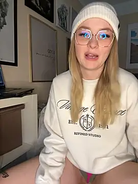 melanieTesss online show from 03/29/26, 11:21