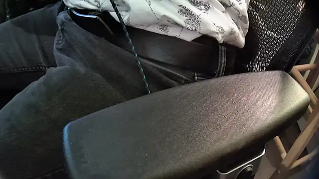 mecchaudquebecmod online show from 03/23/26, 01:15