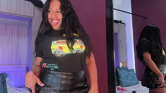 AllieBennet online show from 04/21/26, 07:39