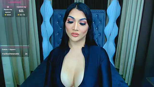 Snapshot of Laureen_Hilton chatting on 02/21/26, 12:06 Laureen Hilton online show from 02/21/26, 12:06