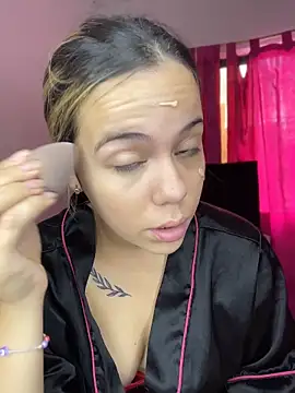 estefasinclair online show from 04/22/26, 06:20