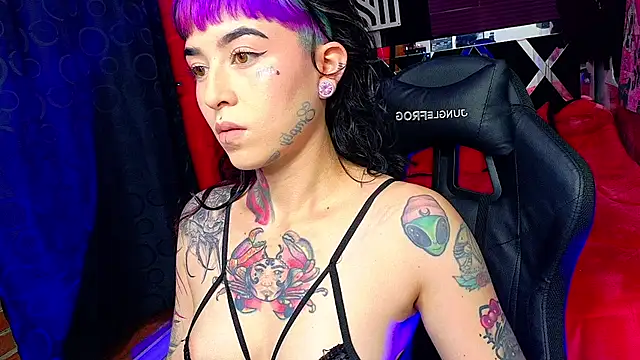 nova kitttyy online show from 04/01/26, 02:45