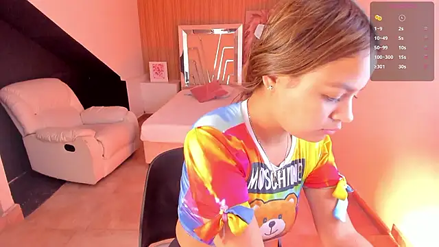 Snapshot of SiaFoxx_ chatting on 03/01/26, 05:09 SiaFoxx online show from 03/01/26, 05:09