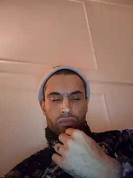 Snapshot of OiledAirplane74 chatting on 02/27/26, 02:44 OiledAirplane74 online show from 02/27/26, 02:44