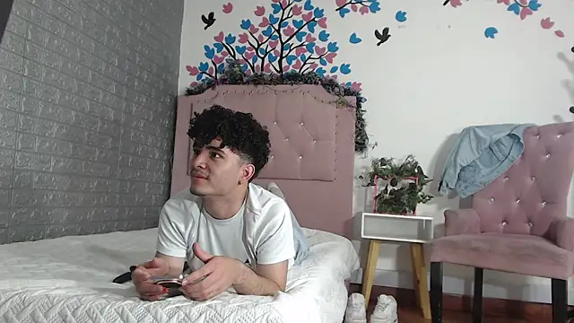 albell hot  online show from 02/18/26, 08:49