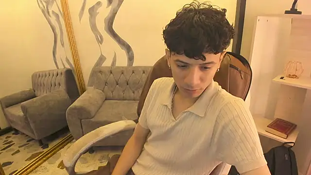 Angel St1 online show from 04/18/26, 12:20